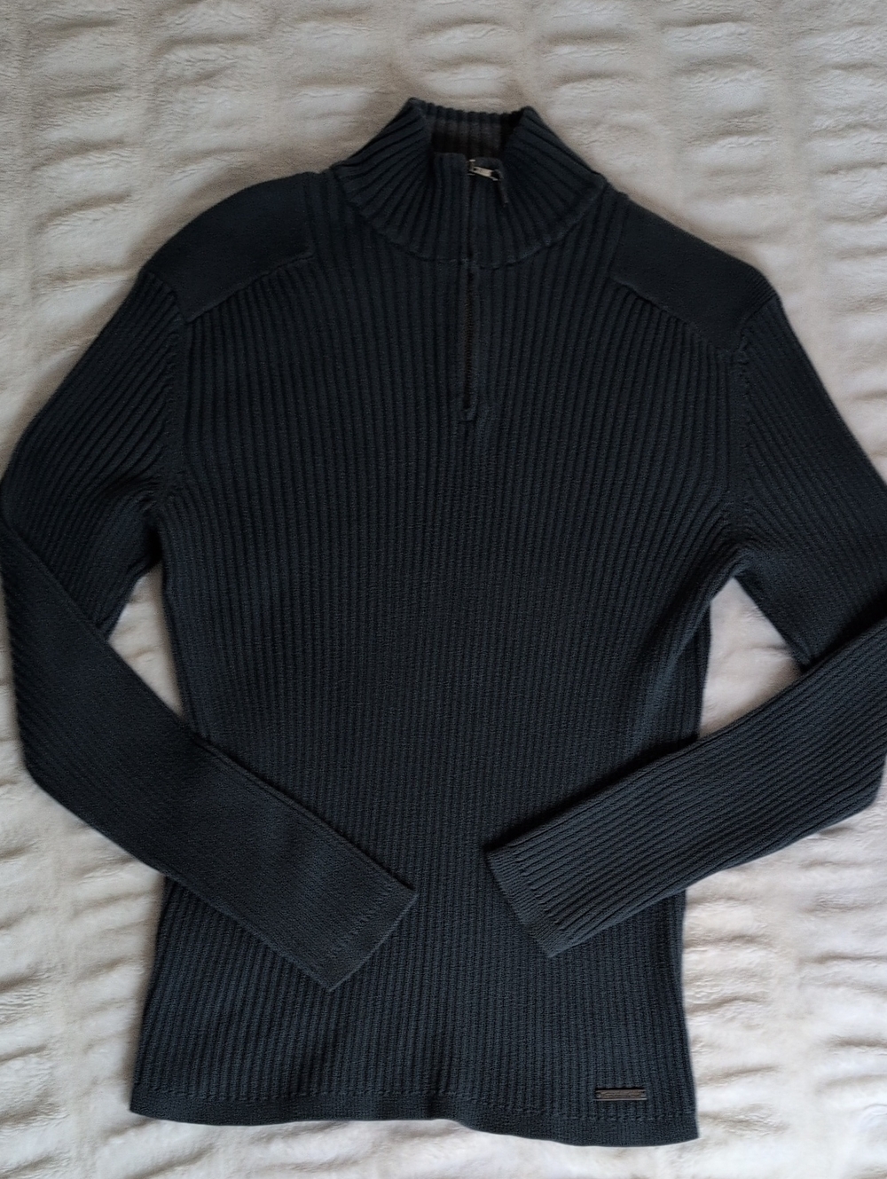 Calvin Klein Men's Cotton Ribbed Half-Zip Sweater Size Medium.